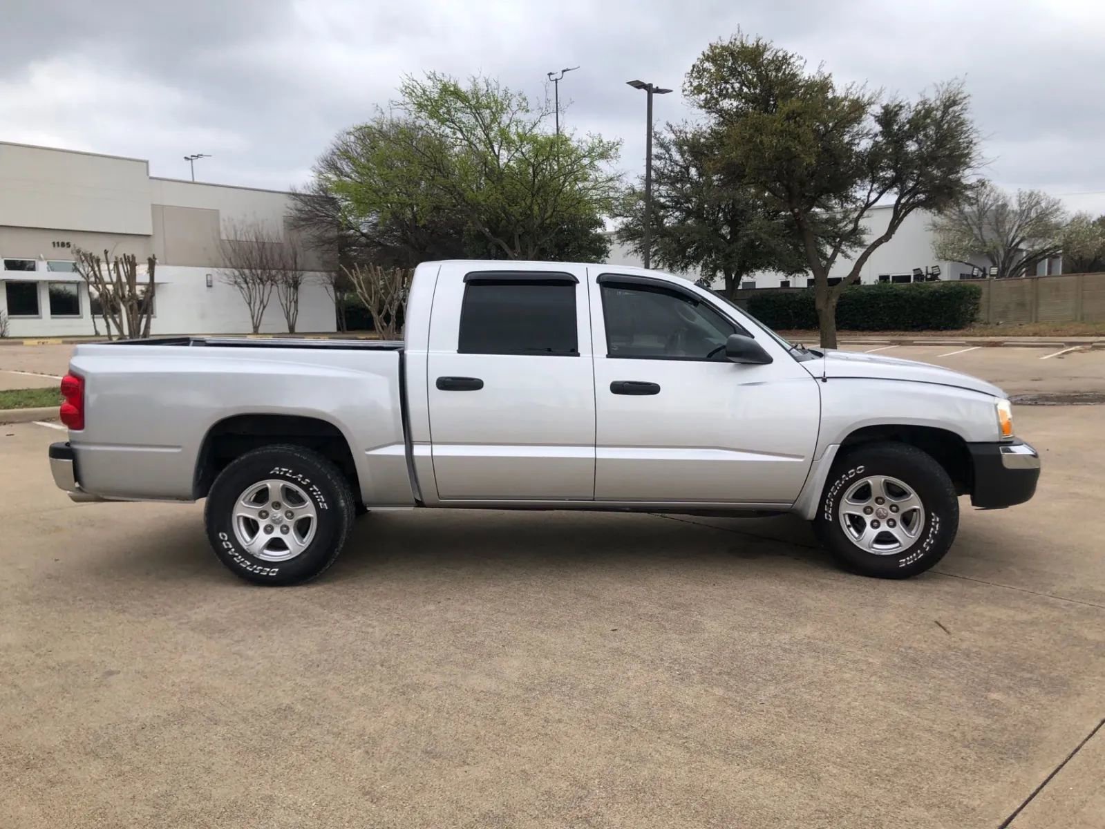 Used 2005 Dodge Dakota SLT AWD/4WD image 5