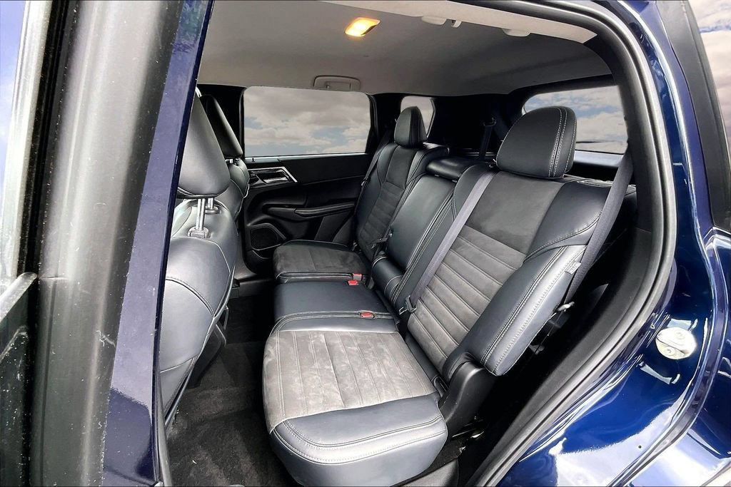 Used 2024 Mitsubishi Outlander SE AWD/4WD image 22