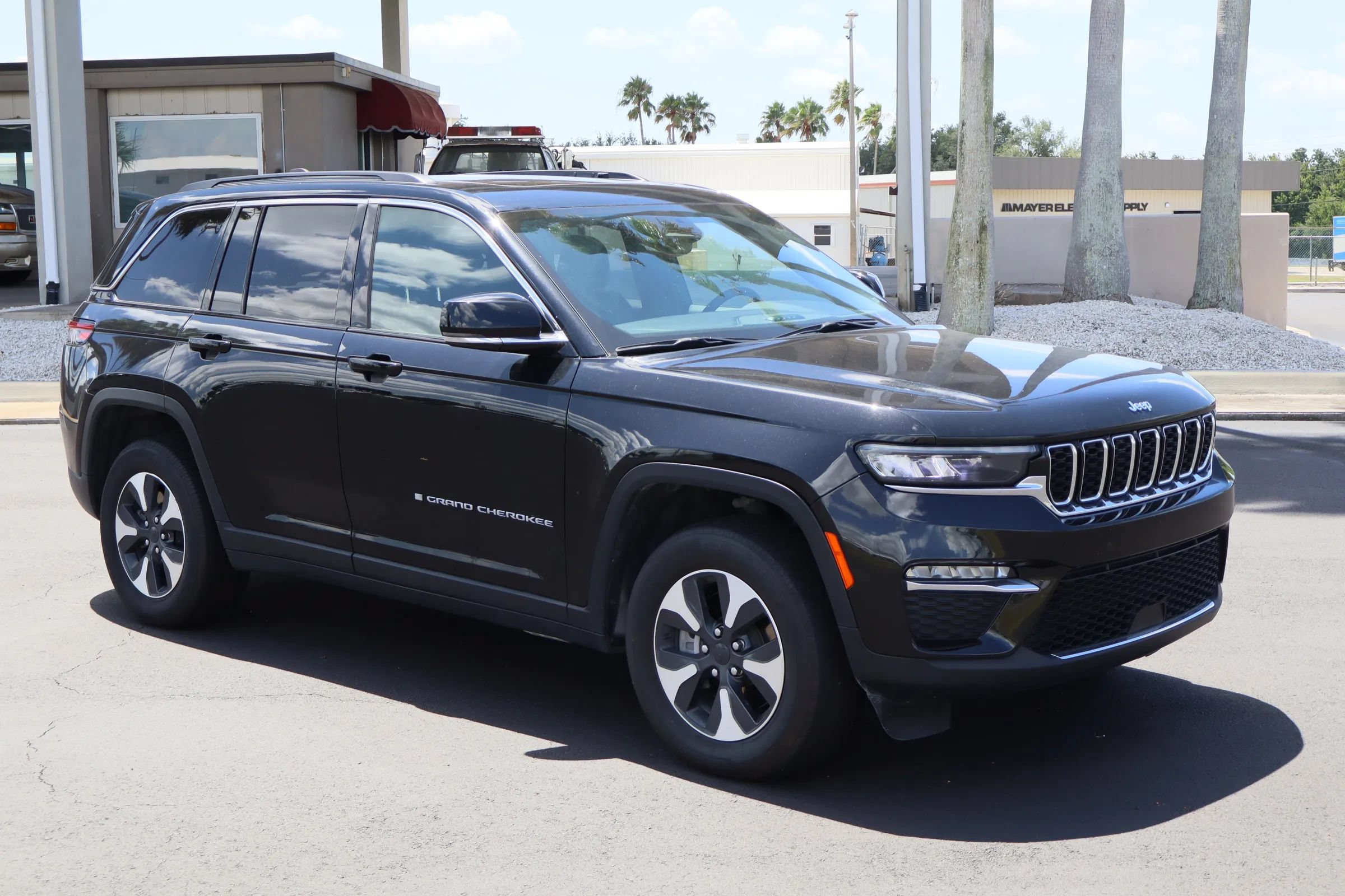 Used 2024 Jeep Grand Cherokee Limited 4xe