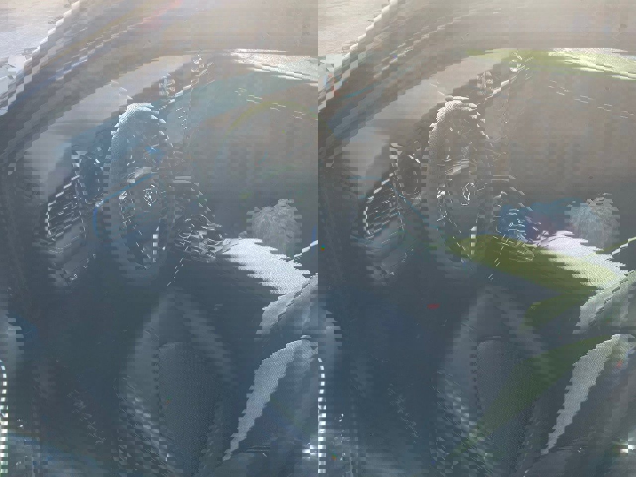 Used 2020 Toyota Camry XSE image 14