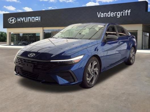 Used 2025 Hyundai Elantra Sport FWD video 1