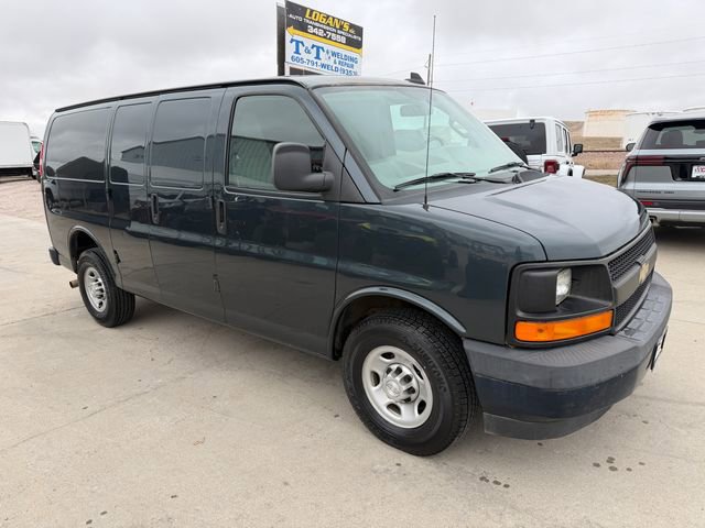 Used 2017 Chevrolet Express 2500 image 5