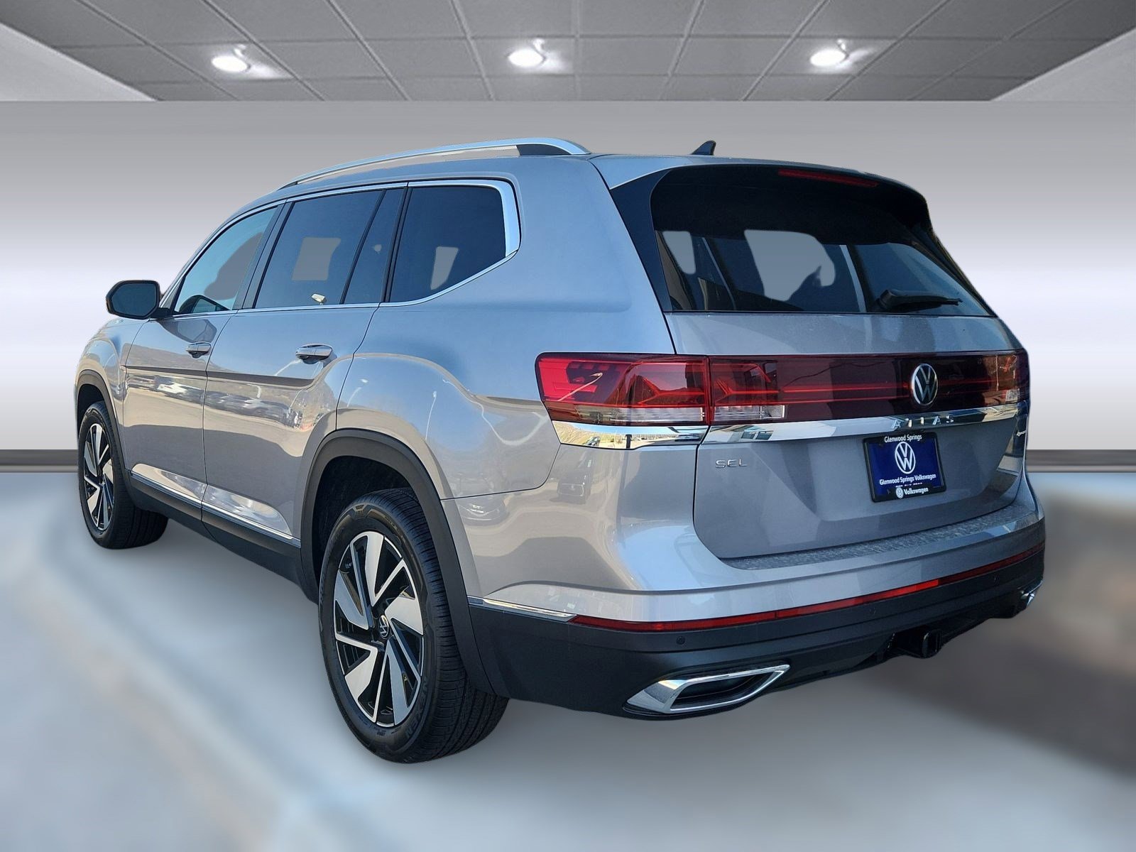 New 2025 Volkswagen Atlas SEL image 3