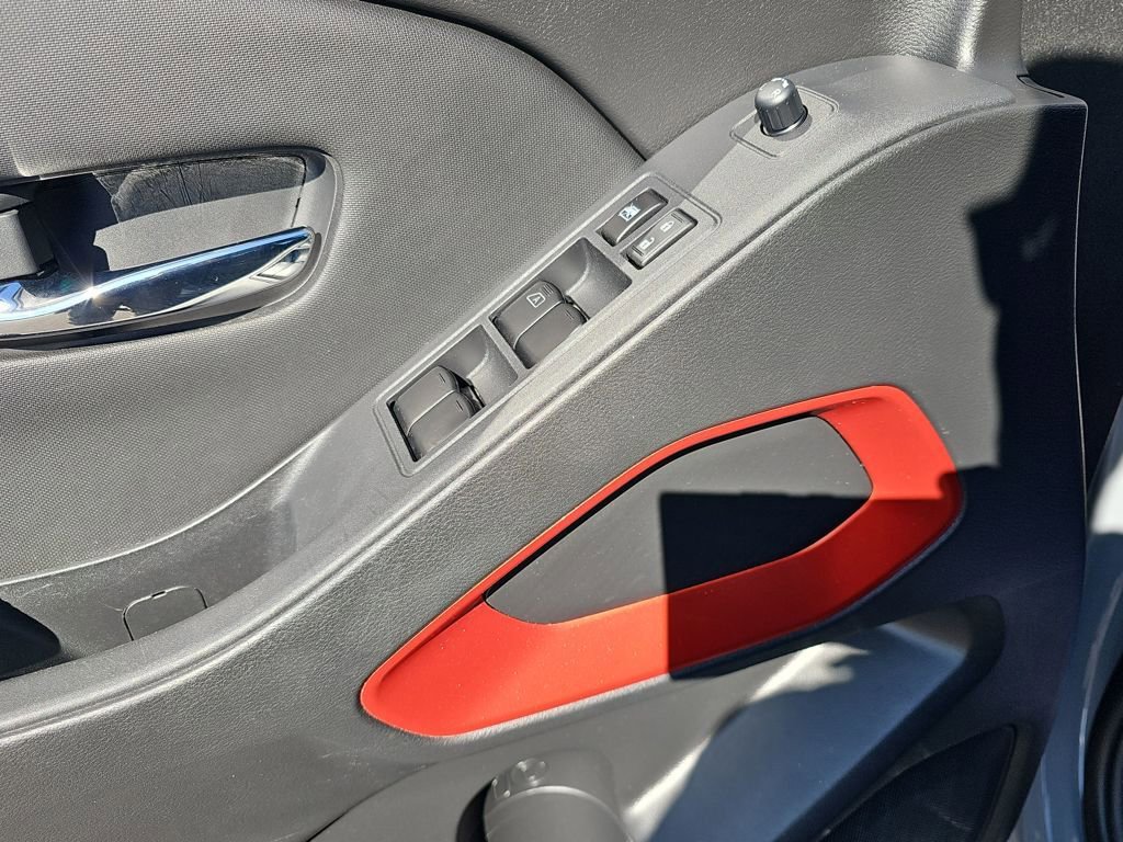 Used 2023 Nissan Frontier PRO-4X w/ Technology Package image 29