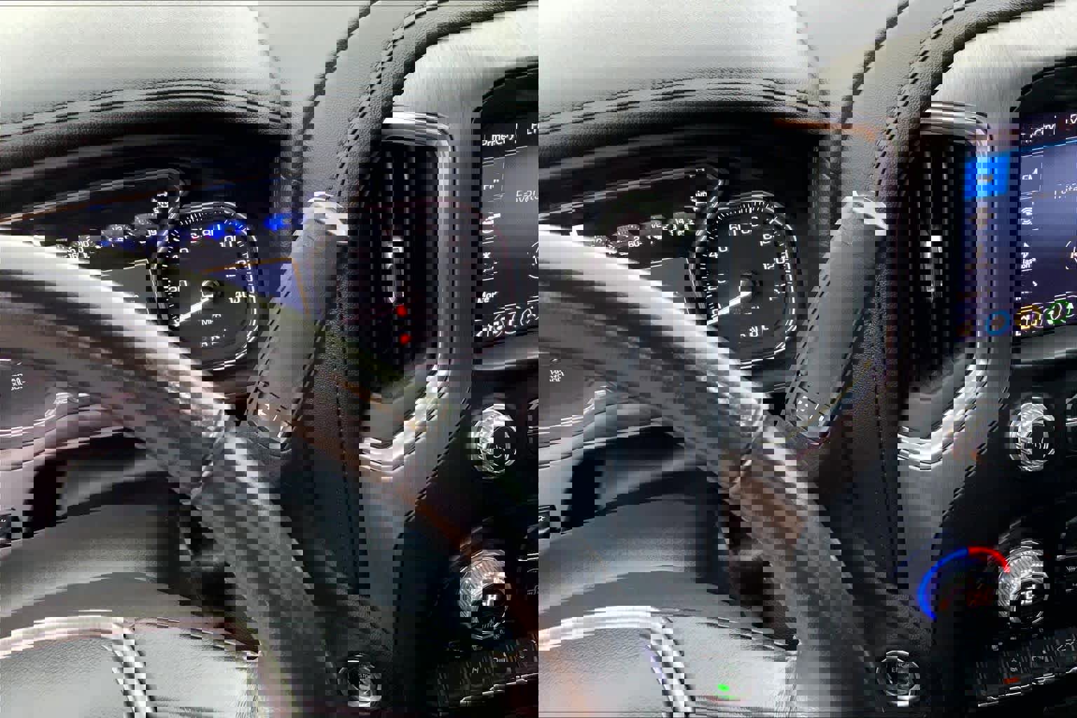 Used 2020 GMC Sierra 2500 Denali w/ Denali Ultimate Package image 16