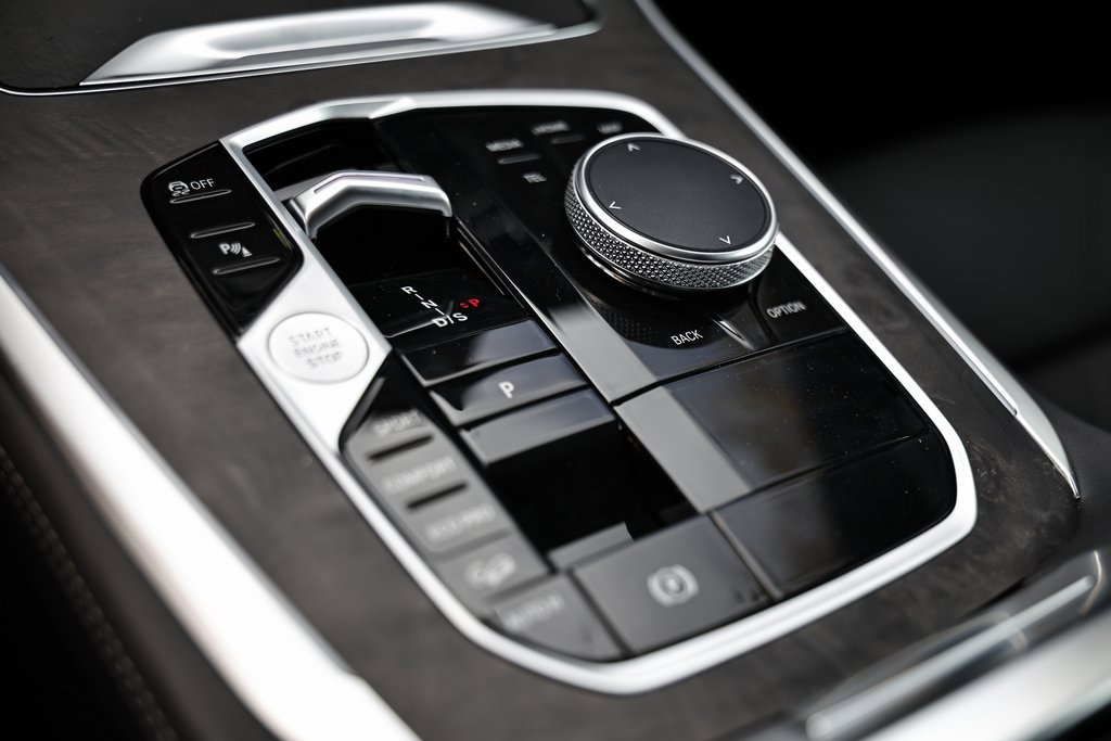 New 2026 BMW X5 xDrive40i w/ M Sport Package image 38