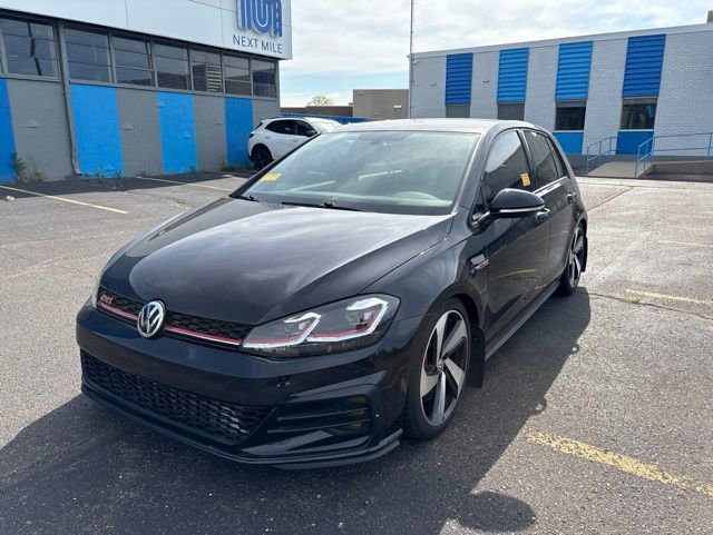 Used 2021 Volkswagen Golf 4-Door FWD image 1