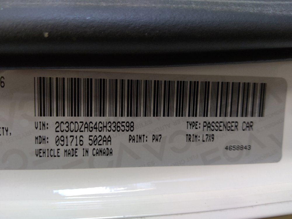 Used 2016 Dodge Challenger SXT RWD image 33