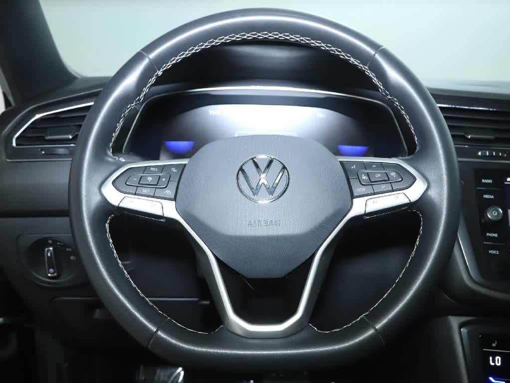 Certified 2023 Volkswagen Tiguan SE AWD/4WD image 21