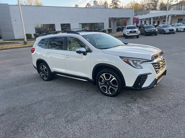 Used 2023 Subaru Ascent Limited w/ Technology Package image 7