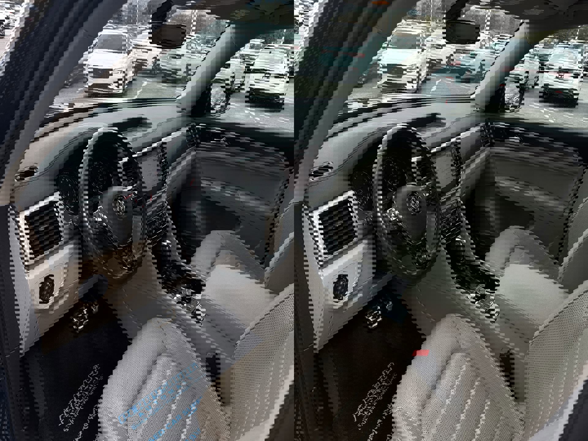 Used 2019 Volkswagen Atlas SEL R-Line image 10