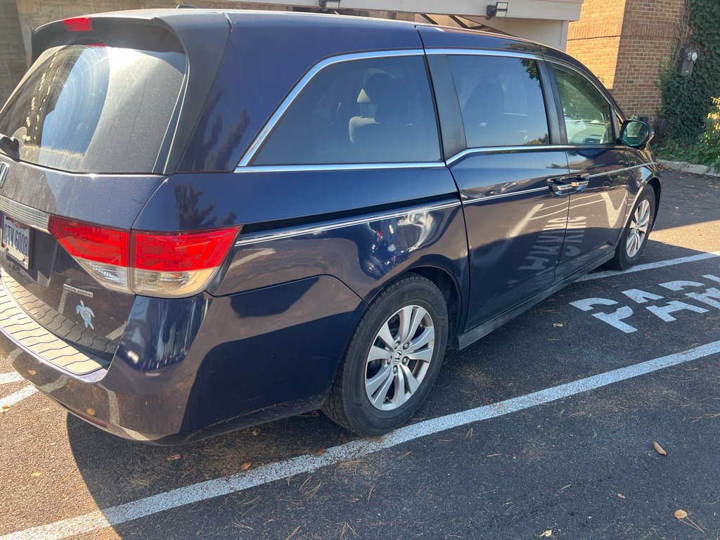 Used 2017 Honda Odyssey SE image 5