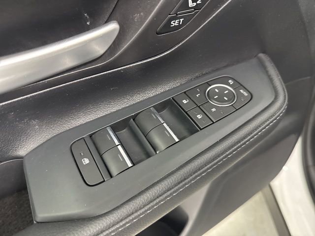 Used 2025 Toyota Grand Highlander AWD Hybrid image 20