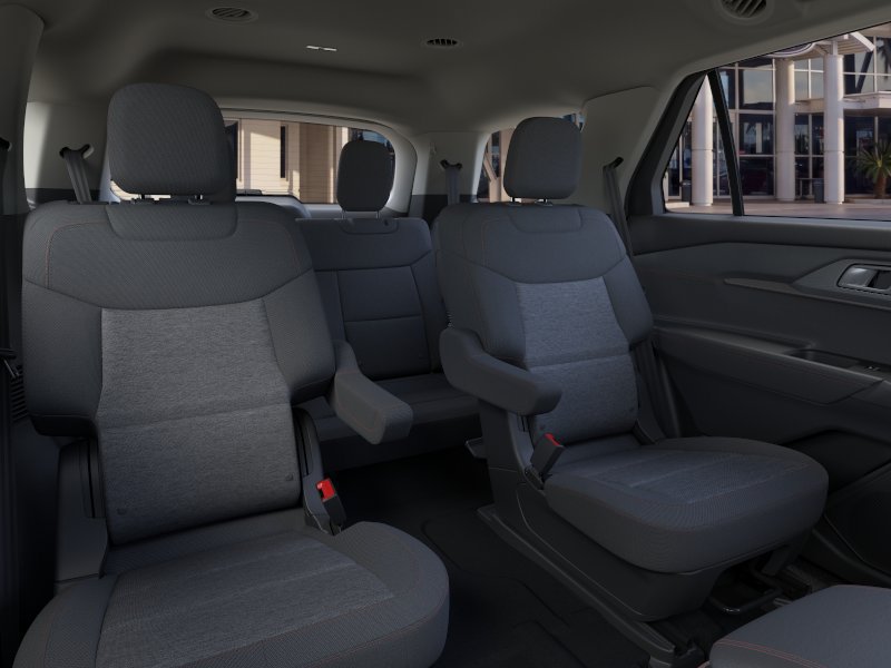 New 2026 Ford Explorer Active RWD image 11