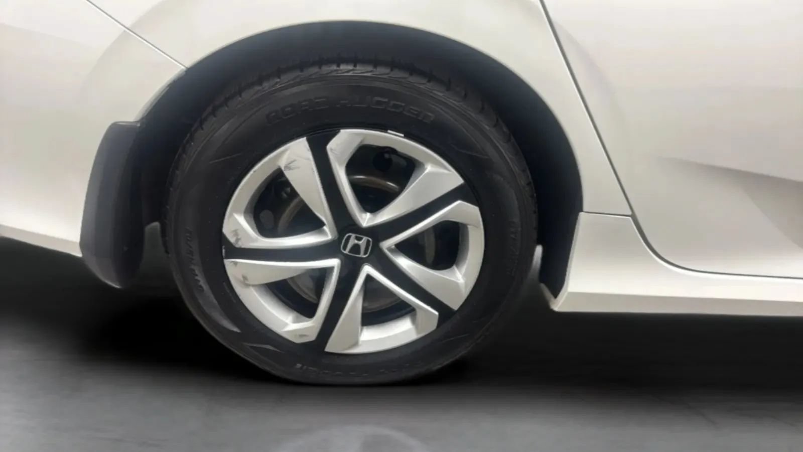 Used 2017 Honda Civic LX image 30
