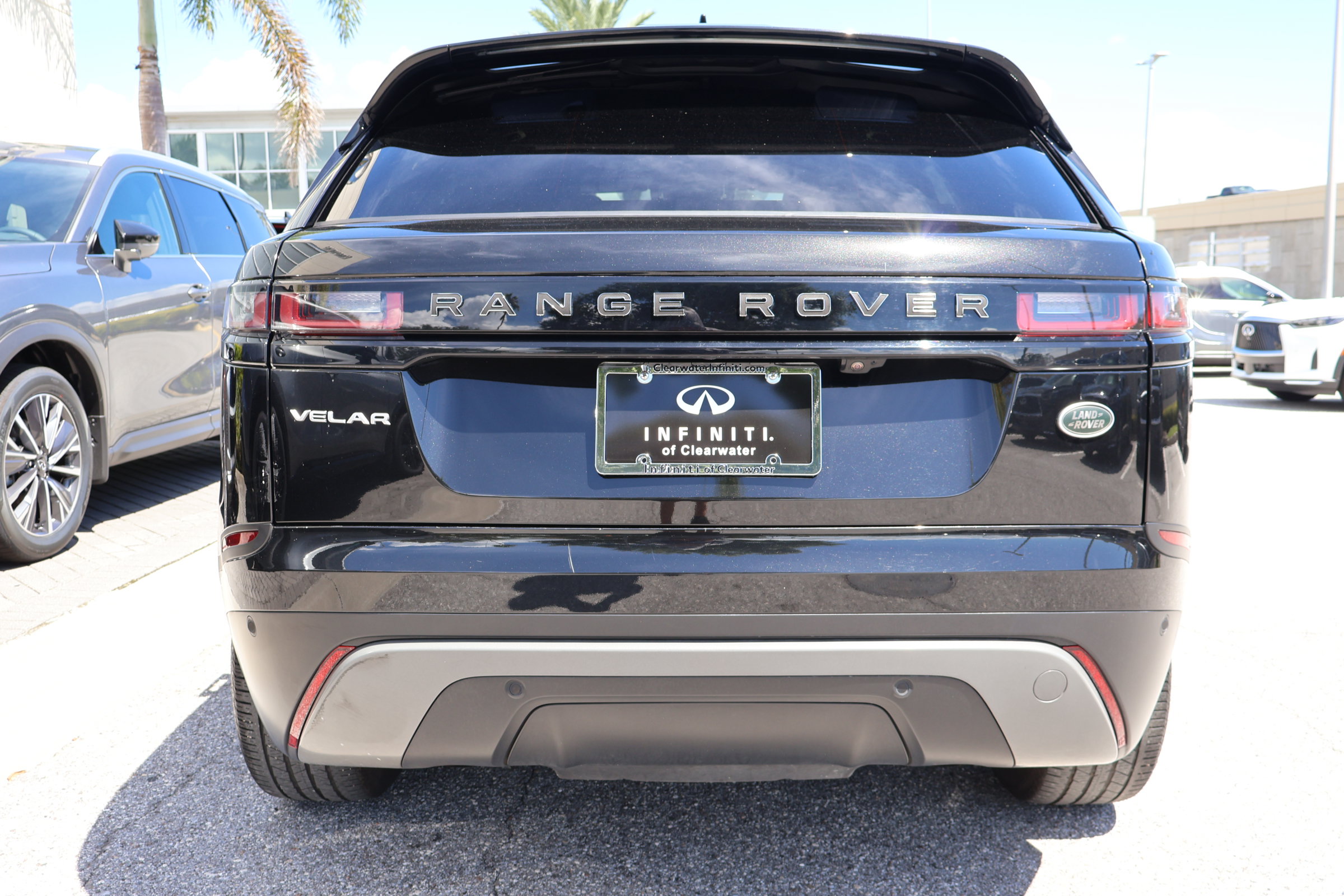 Used 2023 Land Rover Range Rover Velar S AWD/4WD image 8