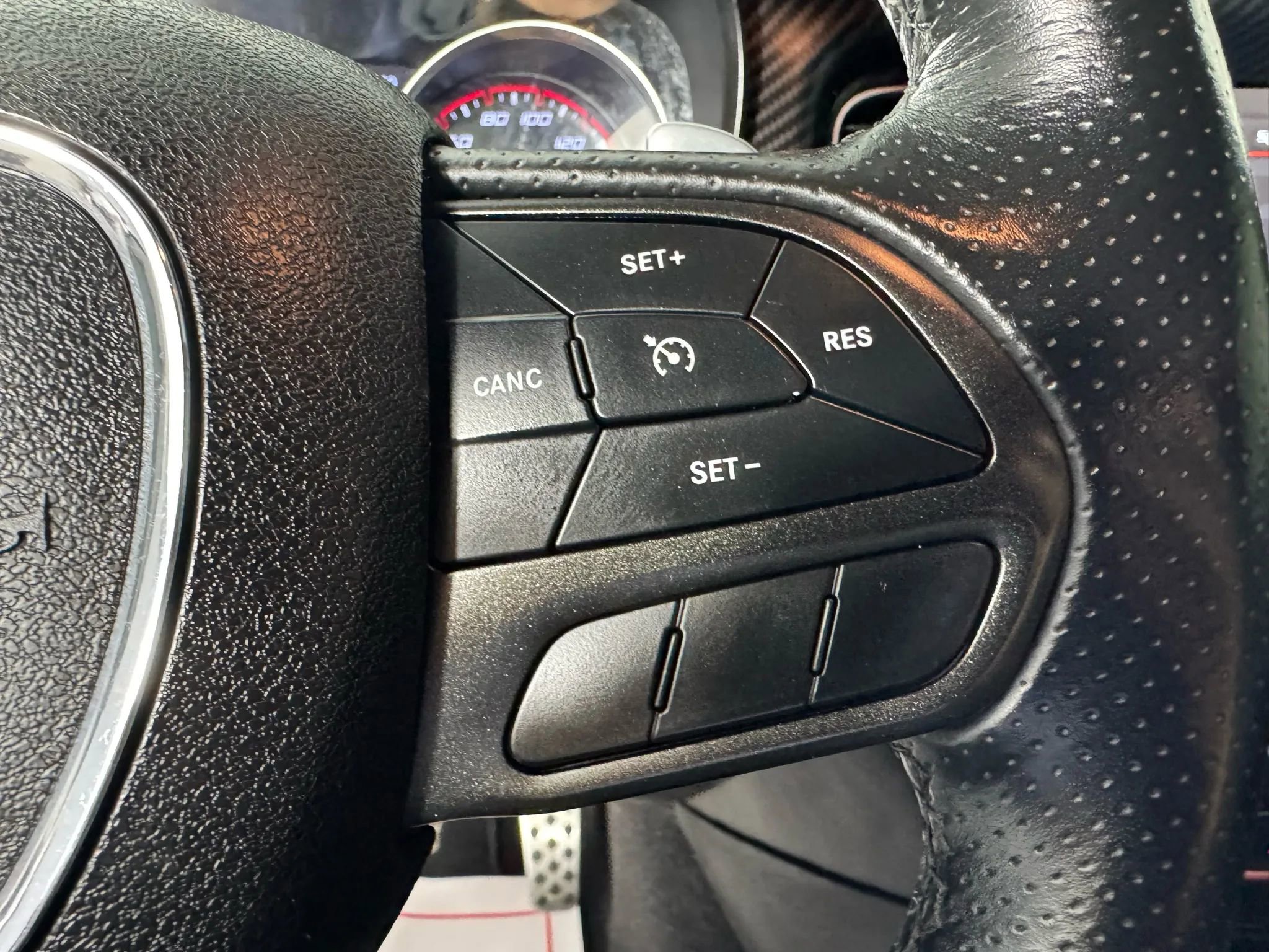 Used 2022 Dodge Charger Scat Pack w/ Navigation & Travel Group image 16