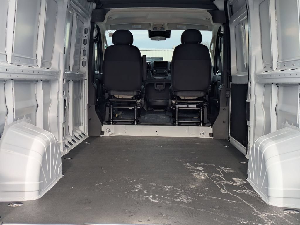 Used 2024 RAM ProMaster 2500 FWD image 14