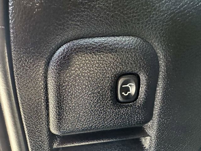 Used 2018 Jeep Grand Cherokee Limited w/ Luxury Group II image 22