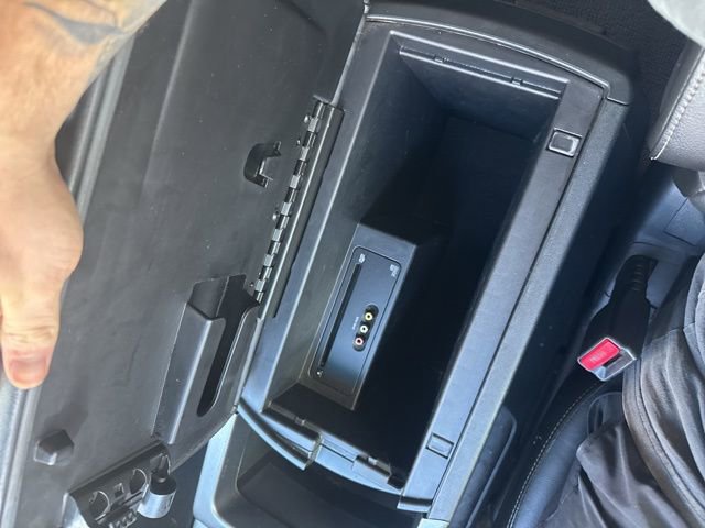 Used 2012 Nissan Armada Platinum RWD image 32