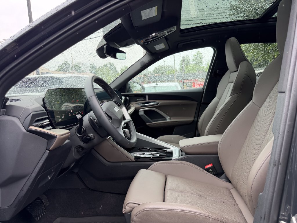 Used 2025 Audi Q5 Premium Plus w/ Premium Plus AWD/4WD image 18
