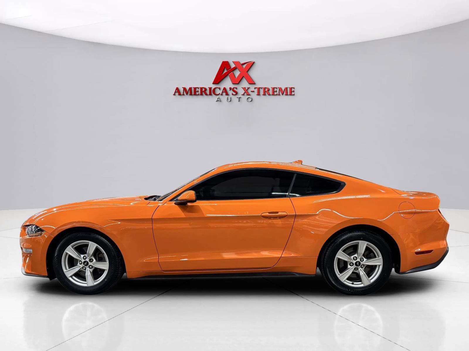 Used 2020 Ford Mustang Coupe RWD image 4