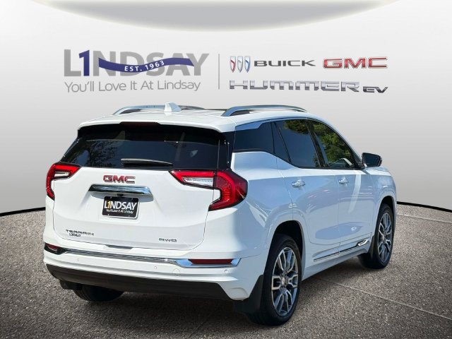 Certified 2024 GMC Terrain Denali w/ LPO, Floor Liner Package AWD/4WD image 2