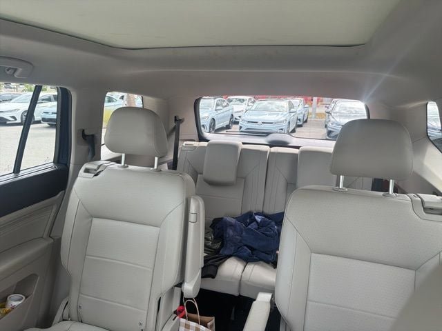 Used 2021 Volkswagen Atlas SE w/ Panoramic Sunroof Package AWD/4WD image 17