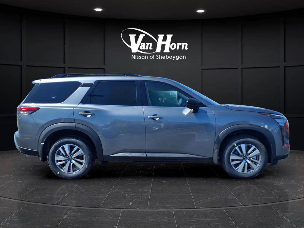 New 2026 Nissan Pathfinder SL AWD/4WD image 8