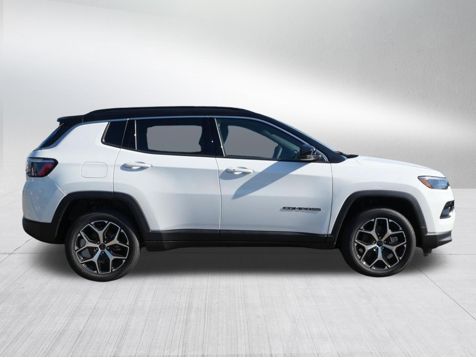 New 2026 Jeep Compass Limited AWD/4WD image 8