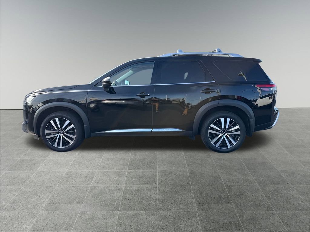 Used 2025 Nissan Pathfinder Platinum video 2