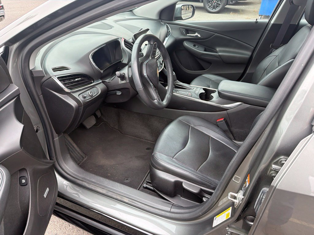 Certified 2016 Chevrolet Volt Premier w/ Driver Confidence Package FWD image 6