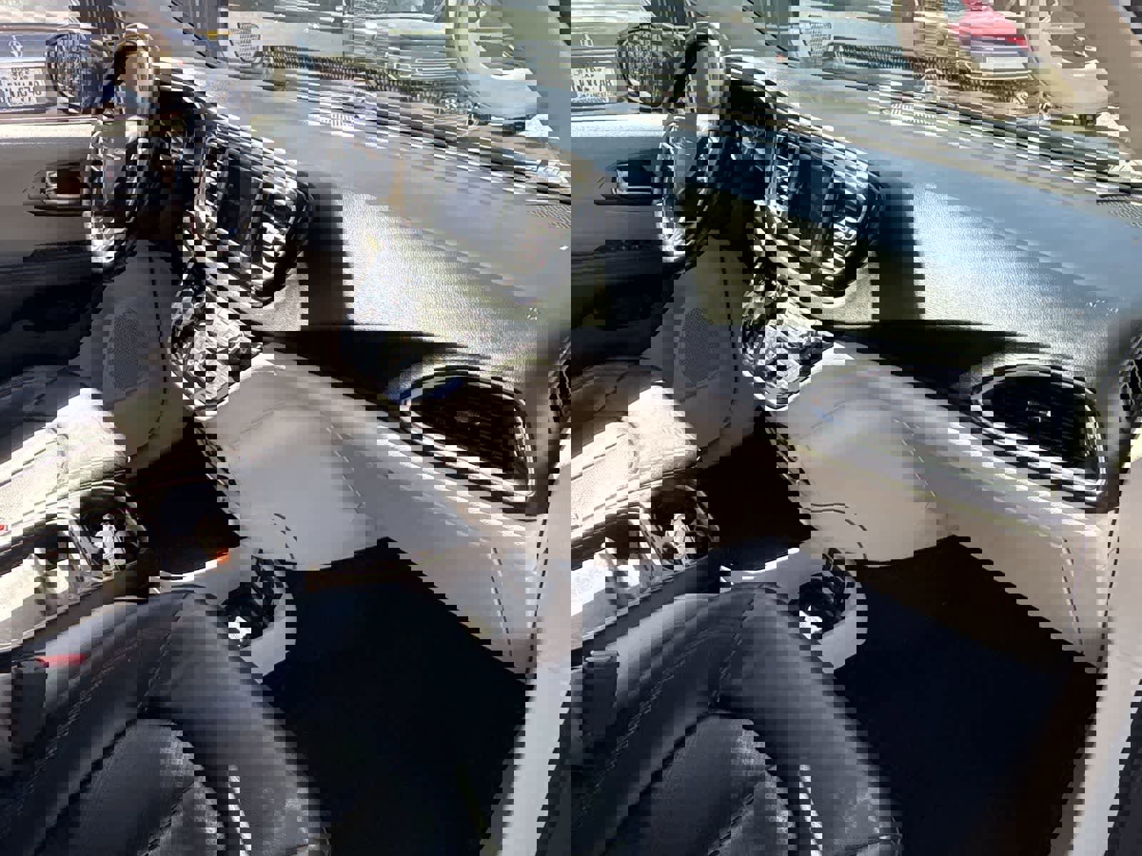 Used 2019 Chrysler Pacifica Touring-L image 26