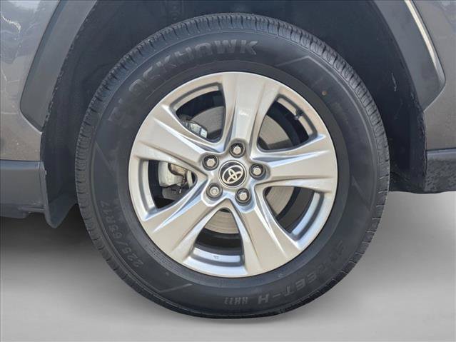 Used 2024 Toyota RAV4 XLE AWD/4WD image 22