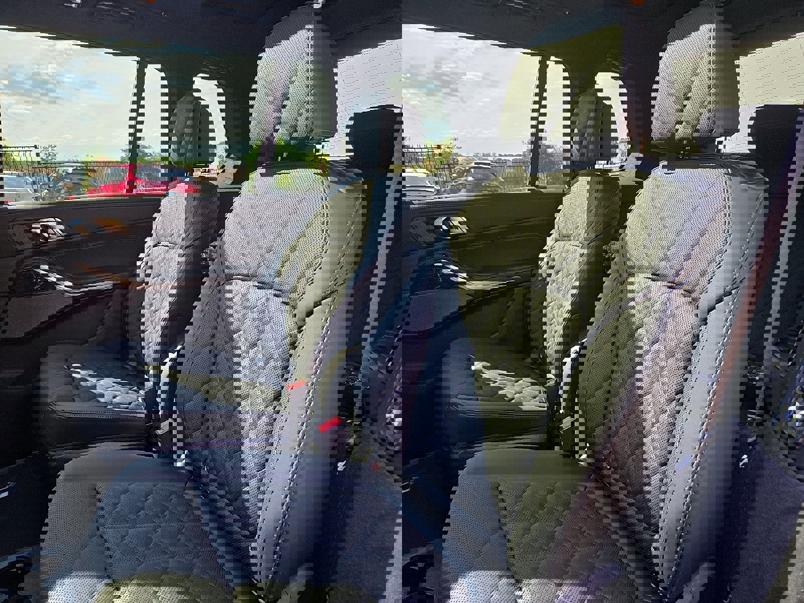 New 2026 BMW X7 xDrive40i w/ M Sport Package image 5