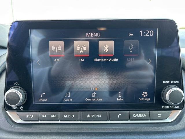 Used 2024 Nissan Rogue SV image 24