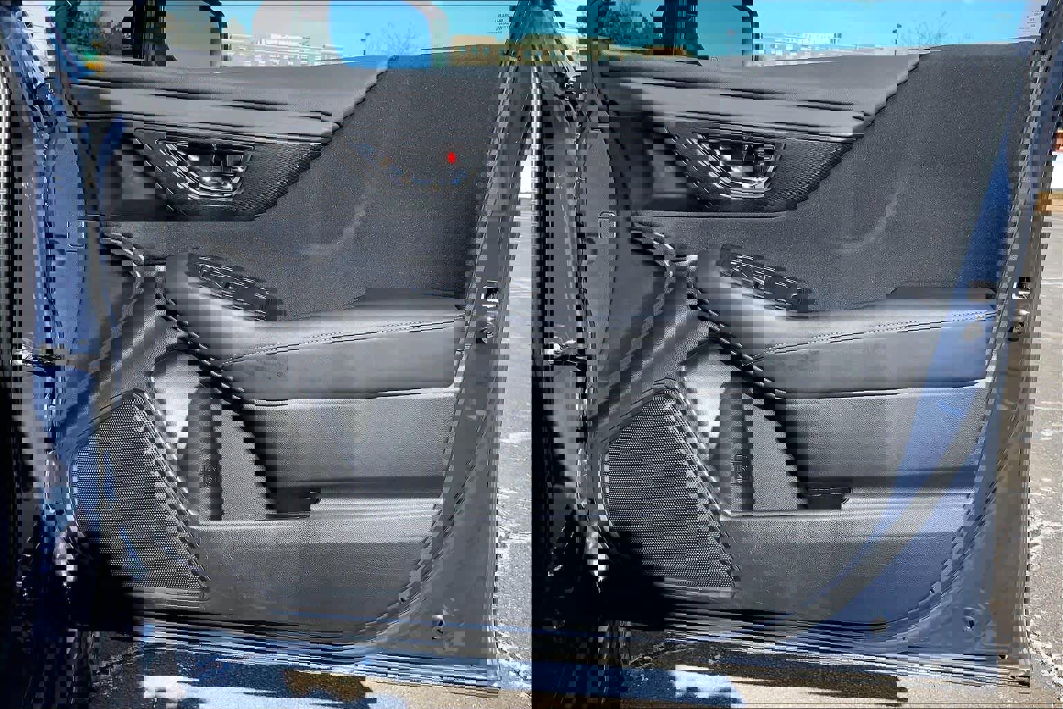 Used 2025 Subaru Outback Premium image 23