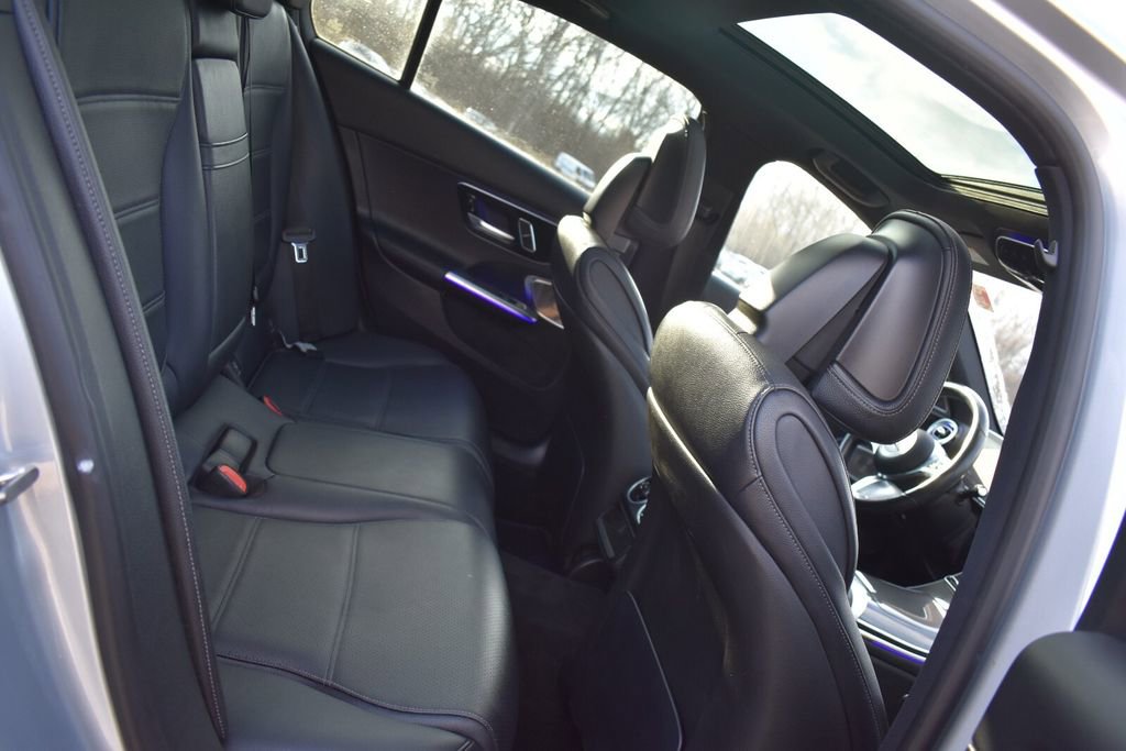 Used 2022 Mercedes-Benz C 300 4MATIC Sedan image 18