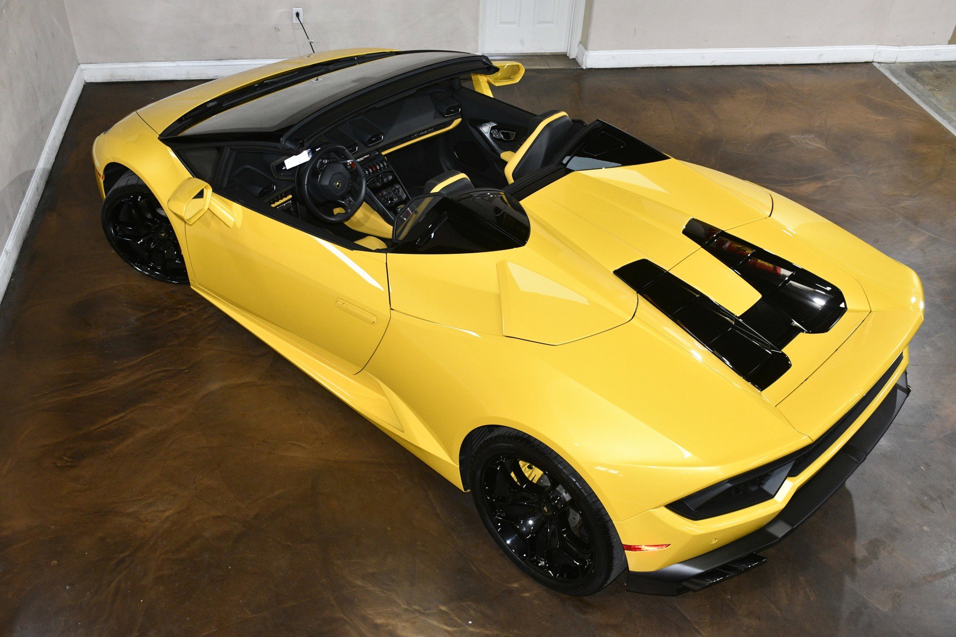 Used 2018 Lamborghini Huracan LP 580-2 image 75