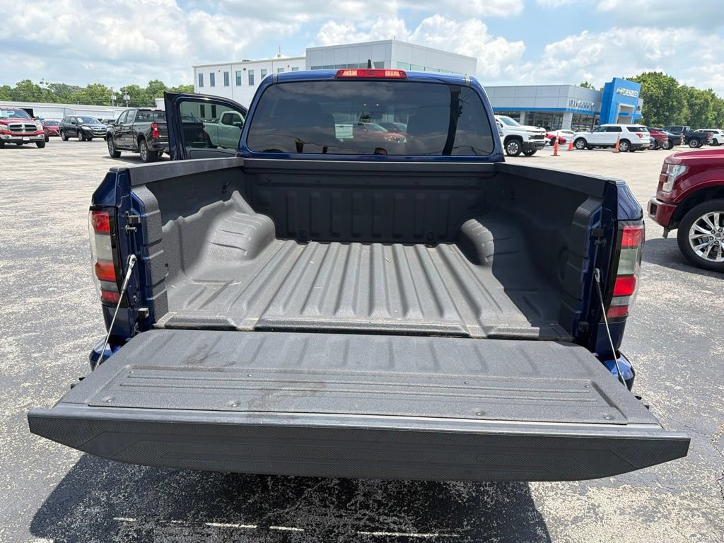 Used 2022 Nissan Frontier SV w/ Technology Package AWD/4WD image 8