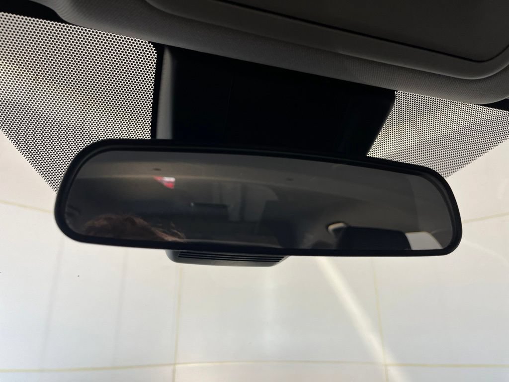 Used 2025 Toyota RAV4 LE AWD/4WD image 72