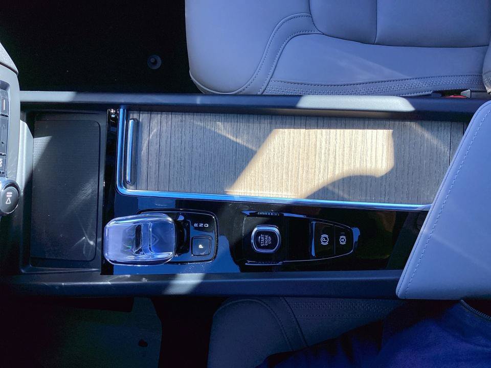 New 2027 Volvo XC60 B5 Plus AWD/4WD image 20