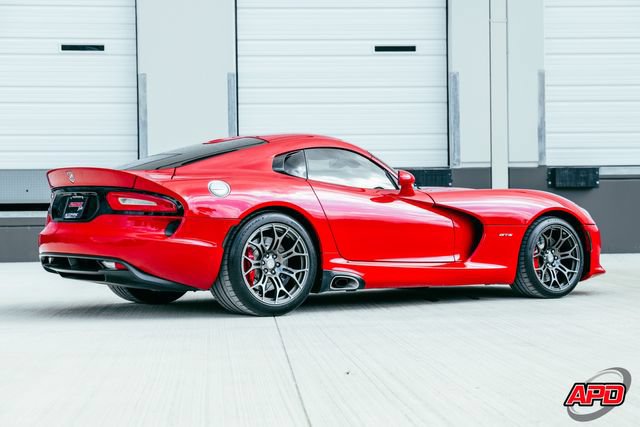 Used 2014 SRT Viper GTS w/ GTS Laguna Interior Package RWD image 3