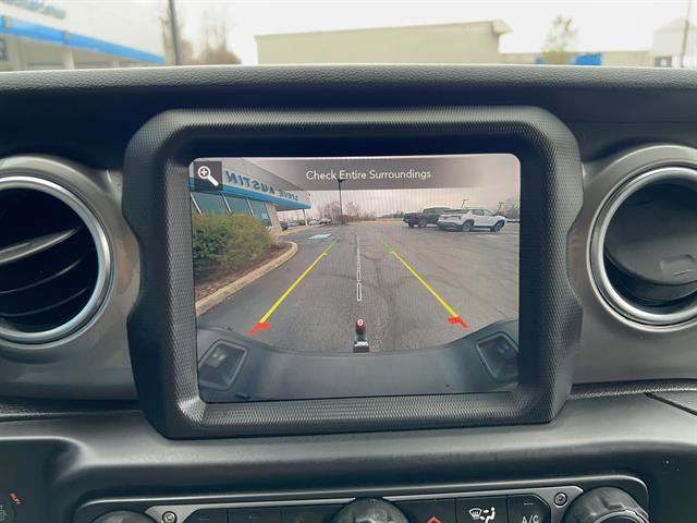 Used 2020 Jeep Gladiator Overland image 22