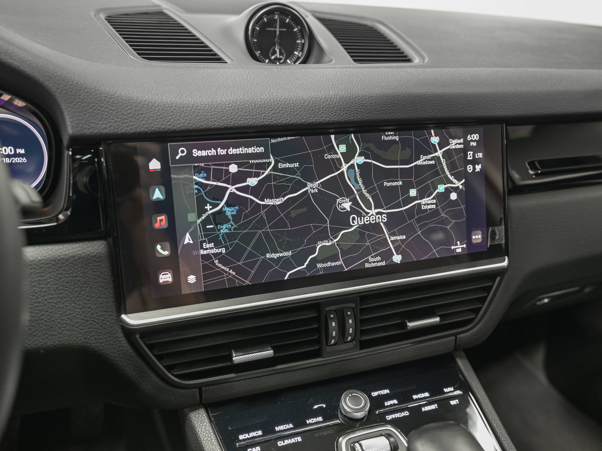 Used 2022 Porsche Cayenne Platinum Edition AWD/4WD image 22