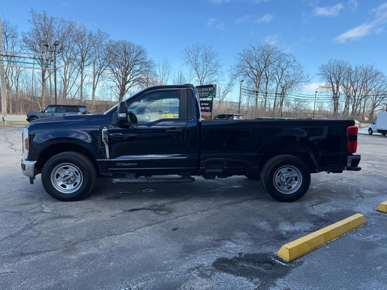 Used 2024 Ford F350 XL w/ 360-Degree Camera Package RWD image 7