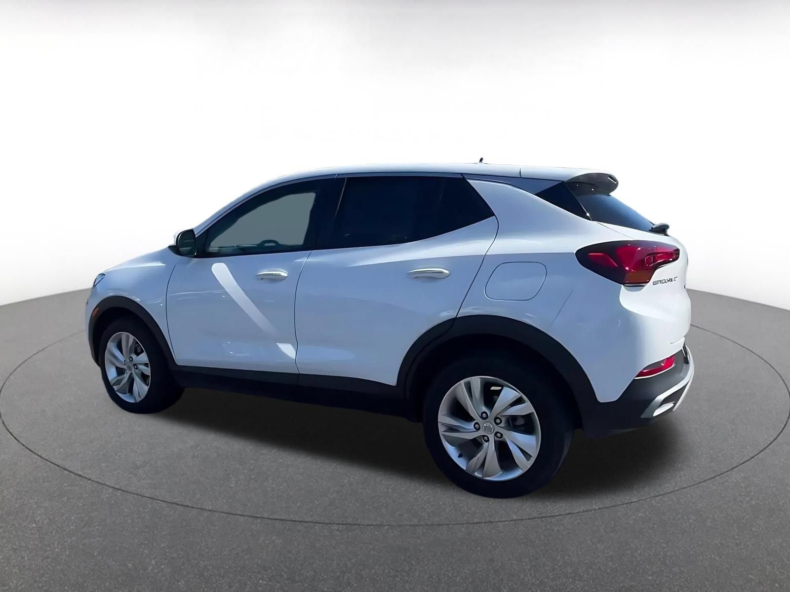Used 2025 Buick Encore GX Preferred FWD image 9