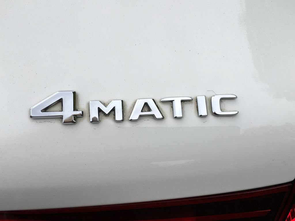 Used 2021 Mercedes-Benz GLC 300 4MATIC image 6