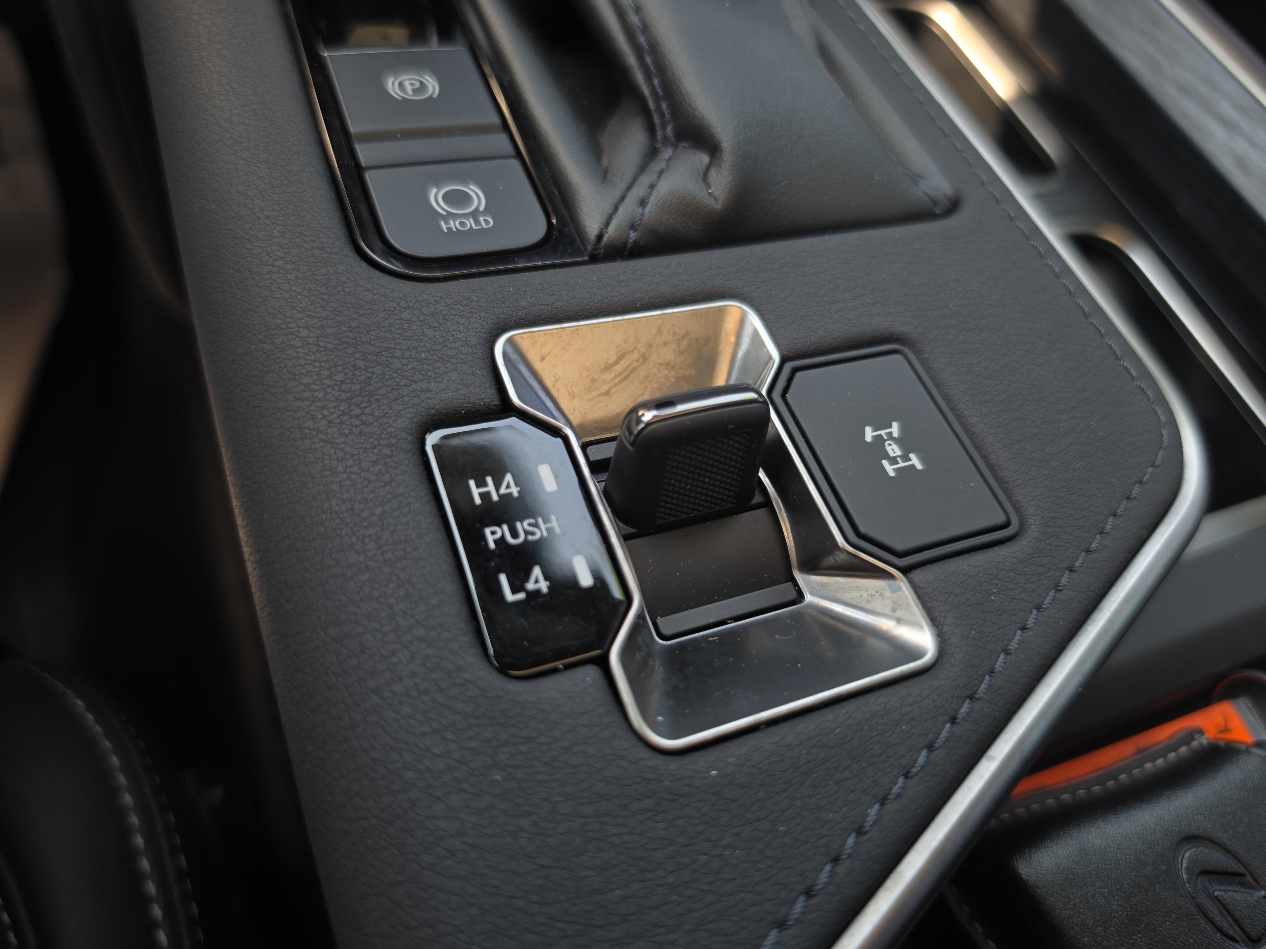 Used 2024 Lexus GX 550 AWD/4WD image 30