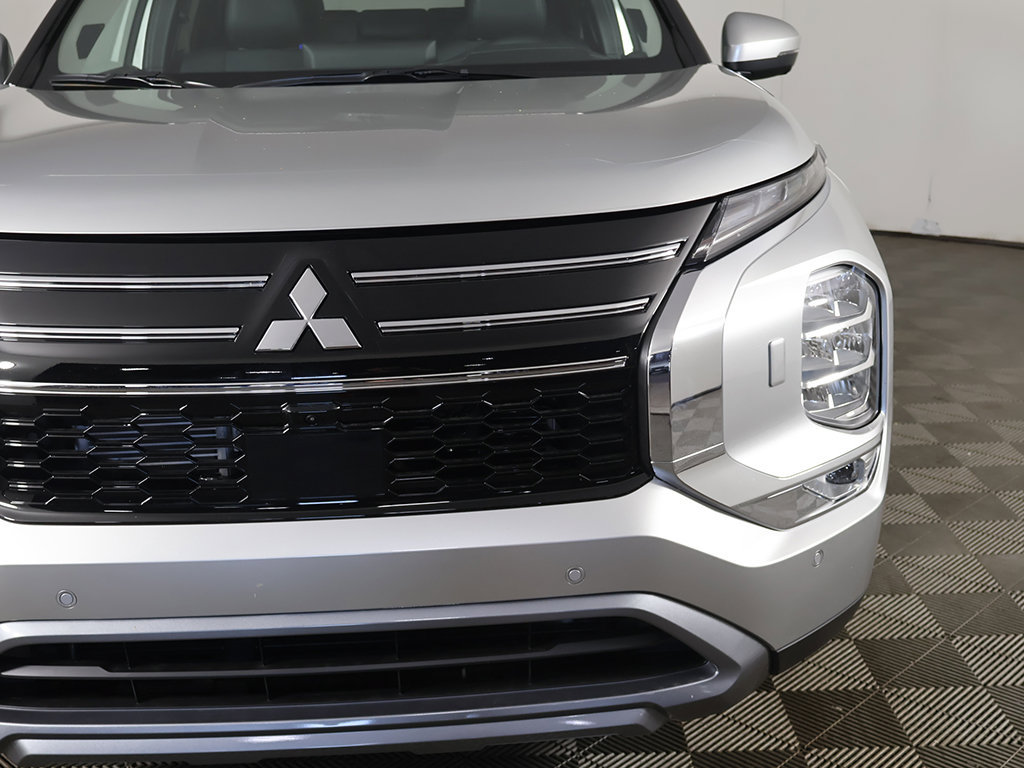 New 2026 Mitsubishi Outlander SE AWD/4WD image 16